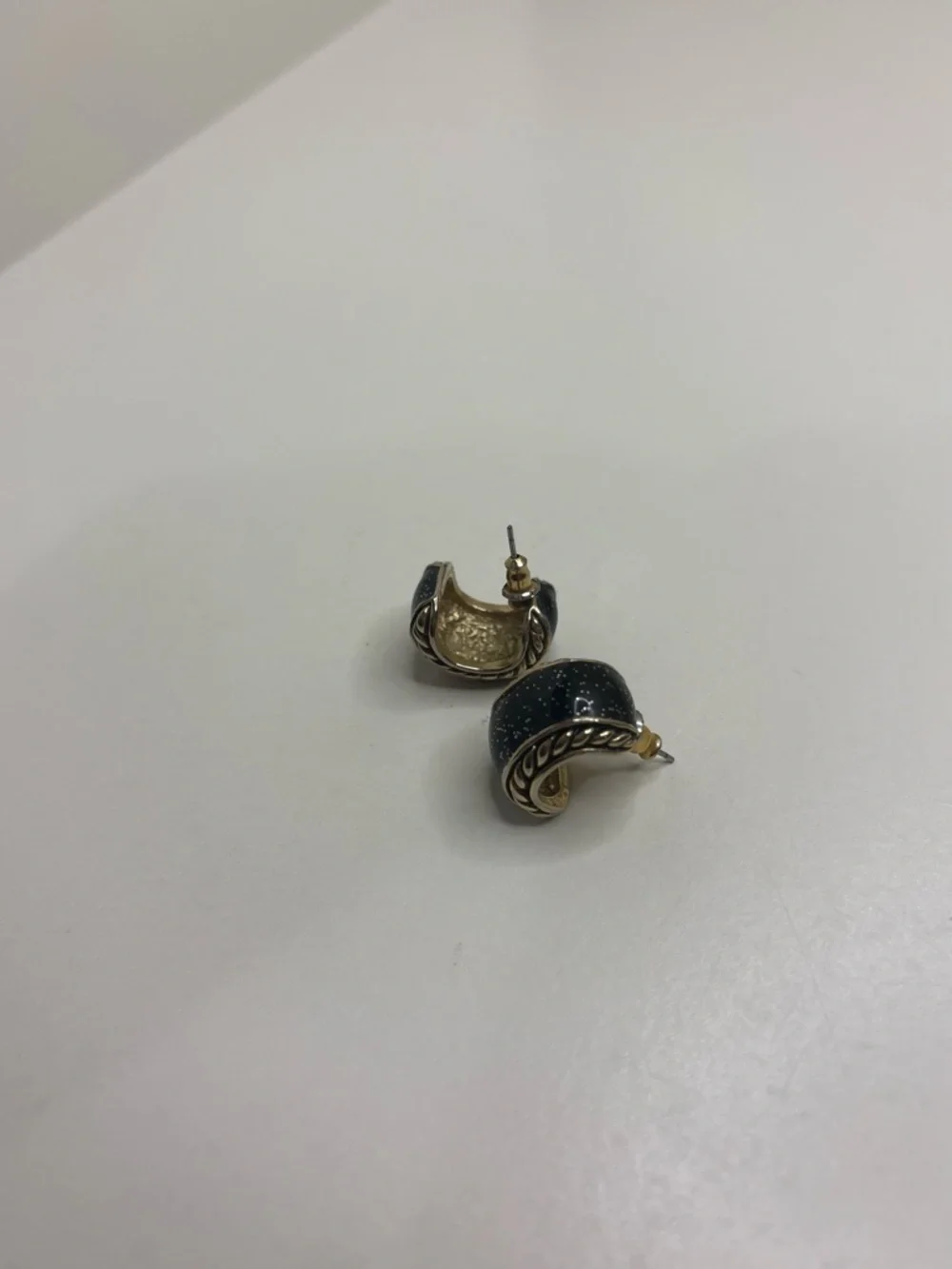 Vintage Gold Tone Rope Twist J Hoop Earrings Black Galaxy Enamel Sparkle Hoops